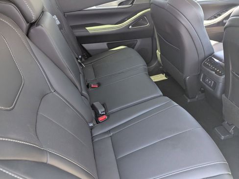Certified 2026 INFINITI QX60 Luxe w/ Cargo Package AWD/4WD image 13