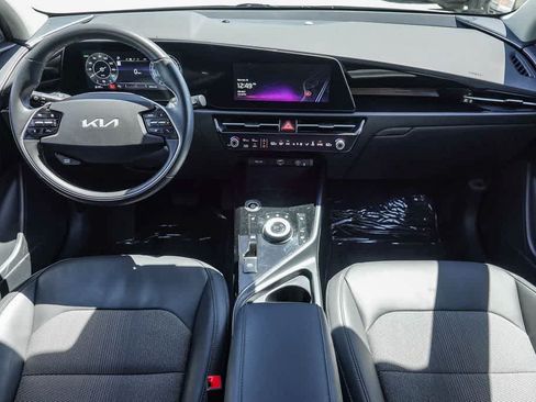 Used 2024 Kia Niro Wind FWD image 11