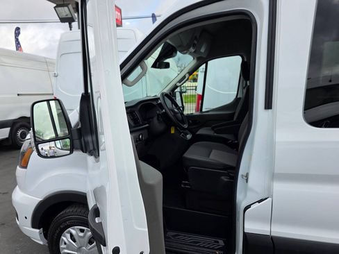 Used 2024 Ford Transit 350 XLT RWD image 19