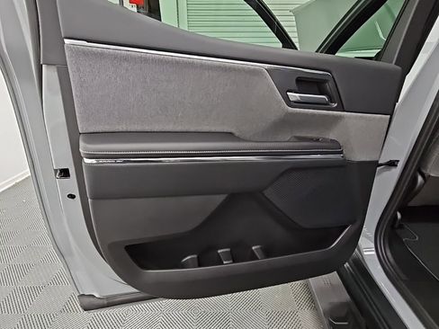 New 2026 GMC Sierra EV Elevation w/ Premium Package image 32