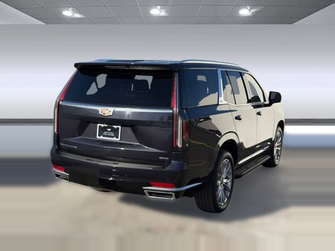 Certified 2022 Cadillac Escalade Premium Luxury image 7