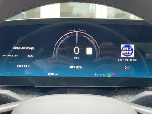 Used 2024 Lucid Air Touring AWD/4WD image 19