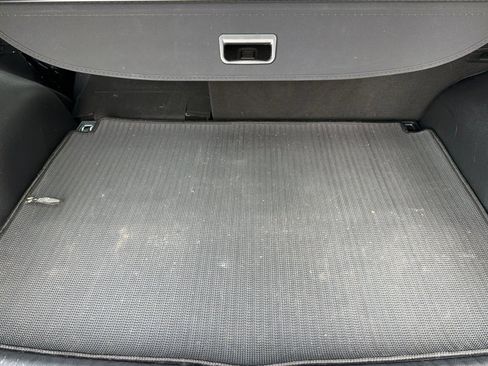 Used 2019 Kia Niro LX FWD image 14
