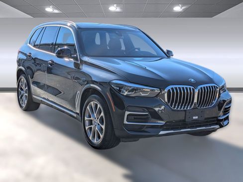 Used 2022 BMW X5 xDrive40i w/ Premium Package image 7
