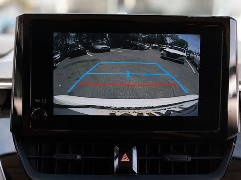 Used 2024 Toyota Corolla LE FWD image 36
