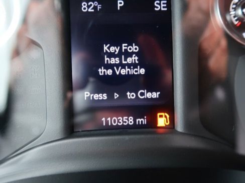 Used 2022 RAM 2500 Tradesman w/ Chrome Appearance Group image 12