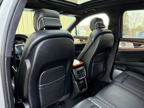 Used 2020 Lincoln Nautilus Black Label w/ Class II Trailer Tow Package AWD/4WD image 17