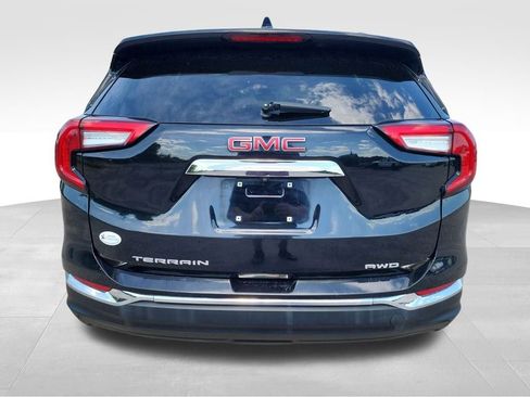 Certified 2024 GMC Terrain SLT image 7