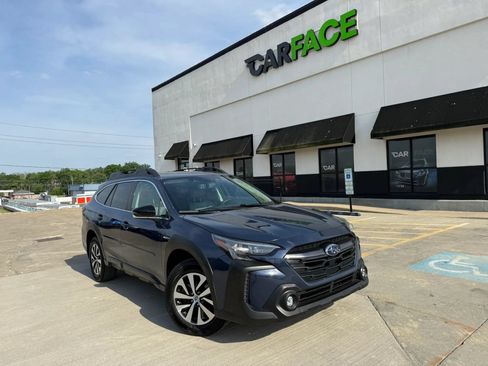 Used 2024 Subaru Outback Premium AWD/4WD image 1