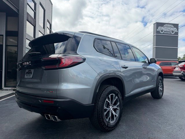 Used 2025 GMC Acadia AT4 AWD/4WD image 2
