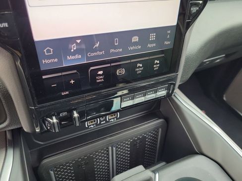 New 2026 RAM 3500 Laramie image 25