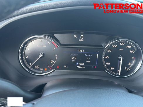 Used 2021 Cadillac XT4 Premium Luxury w/ Cold Weather Package FWD image 8