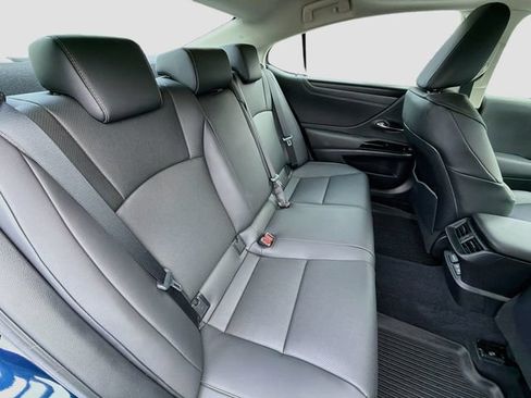 Used 2023 Lexus ES 350 w/ Premium Package FWD image 26