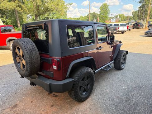 Used 2009 Jeep Wrangler Rubicon w/ Dual Top Group AWD/4WD image 5