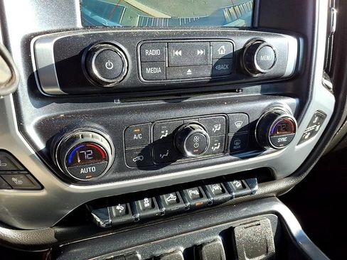 Used 2018 GMC Sierra 1500 SLT image 29