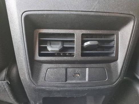 Used 2023 Chevrolet Colorado LT w/ LT Convenience Package II image 15