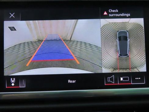 Used 2022 Audi Q3 2.0T Premium Plus w/ Premium Plus Package image 15