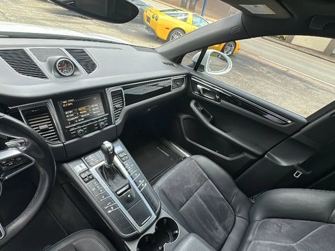 Used 2015 Porsche Macan S AWD/4WD image 16