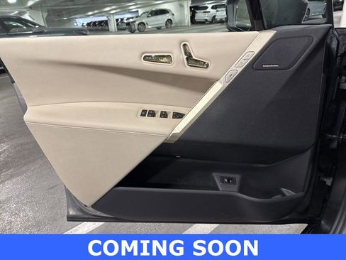 Used 2023 BMW iX xDrive50 w/ Premium Package image 13