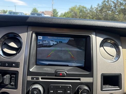 Used 2017 Ford Expedition Limited w/ Equipment Group 301A AWD/4WD image 23
