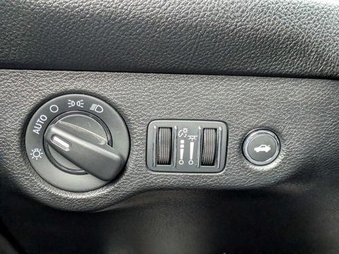 Used 2023 Dodge Challenger SRT Hellcat RWD image 21