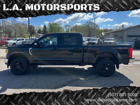 Used 2017 Ford F250 XLT w/ XLT Value Package AWD/4WD image 1