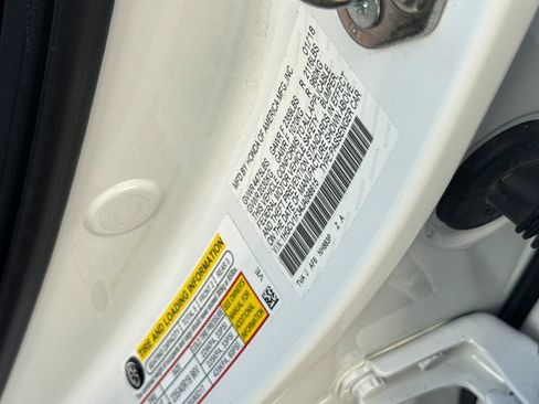 Certified 2018 Honda Accord Sport image 22