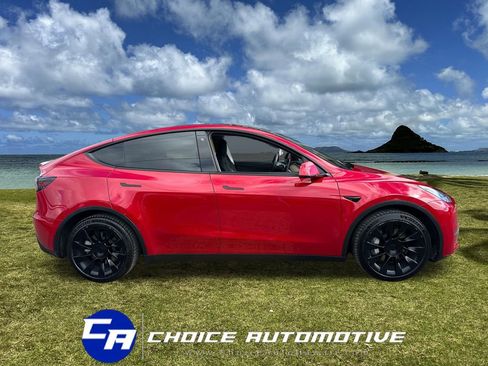 Used 2020 Tesla Model Y Long Range image 8
