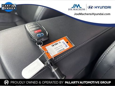 Used 2021 Toyota Venza Limited w/ Advanced Technology Package image 31