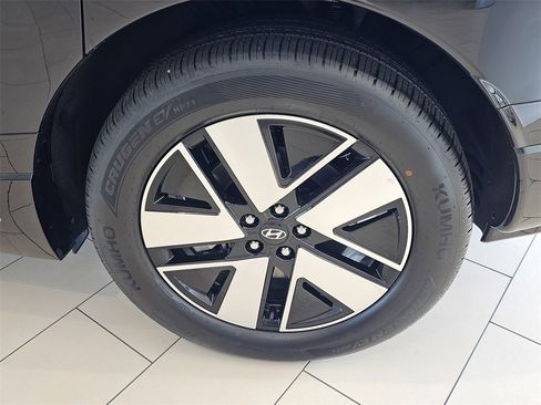 New 2026 Hyundai Ioniq 9 SEL image 22