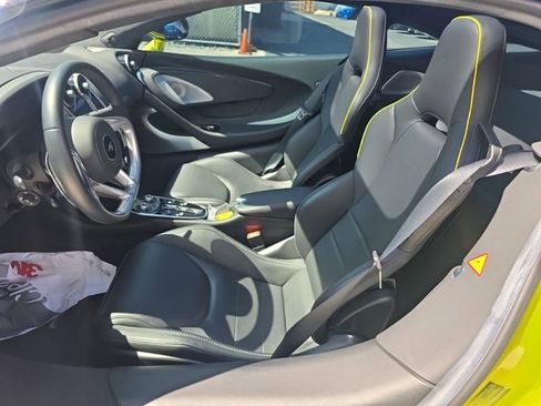 Used 2023 McLaren GT image 6