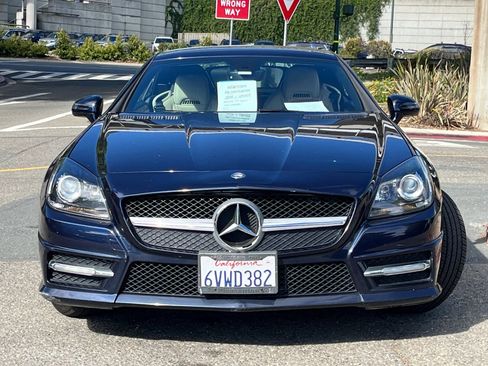 Used 2012 Mercedes-Benz SLK 350 image 4