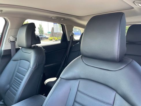 Used 2024 Kia Sportage SX image 23