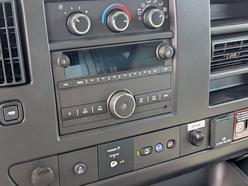 New 2026 Chevrolet Express 3500 w/ Power Convenience Package RWD image 31