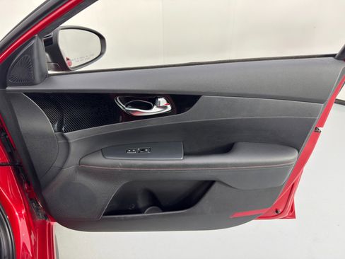 Used 2020 Kia Forte GT image 37