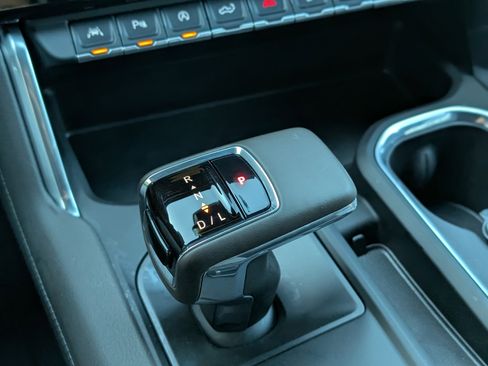 Used 2024 GMC Sierra 1500 Denali w/ Denali Reserve Package image 32