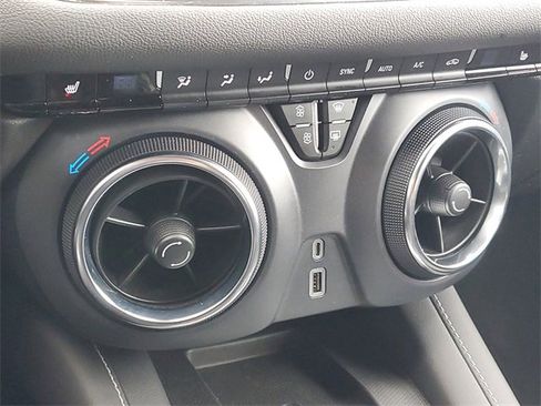 Certified 2023 Chevrolet Blazer LT w/ Convenience Package image 28