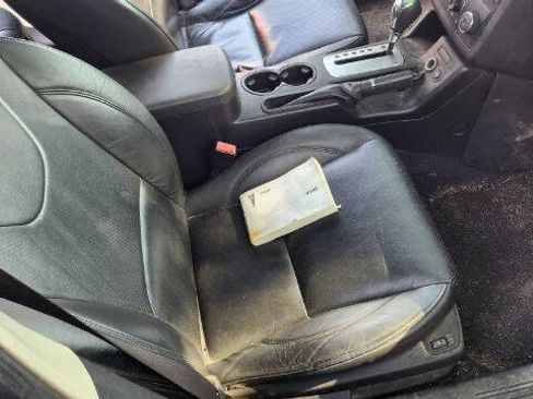 Used 2010 Pontiac G6 Sedan image 14