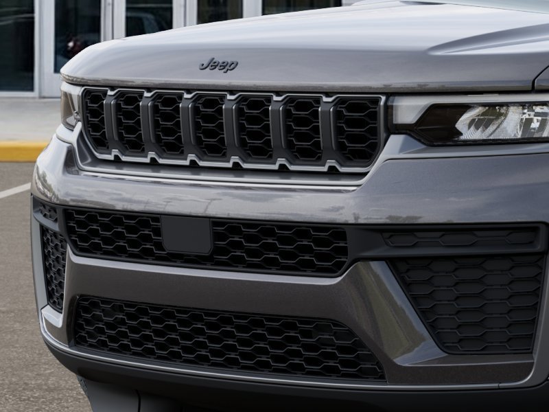 New 2026 Jeep Grand Cherokee Altitude AWD/4WD image 11
