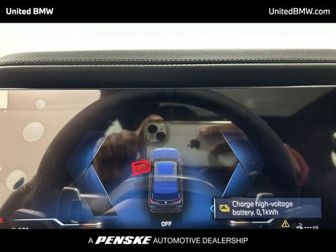 New 2026 BMW 750e xDrive w/ Premium Package image 15