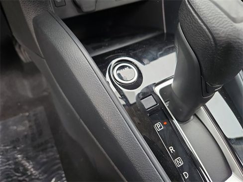 New 2025 Nissan Versa SV w/ Trunk Package image 21