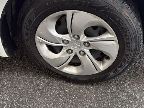 Used 2013 Honda Civic LX image 29