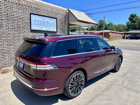 Used 2021 Lincoln Aviator Black Label AWD/4WD image 3