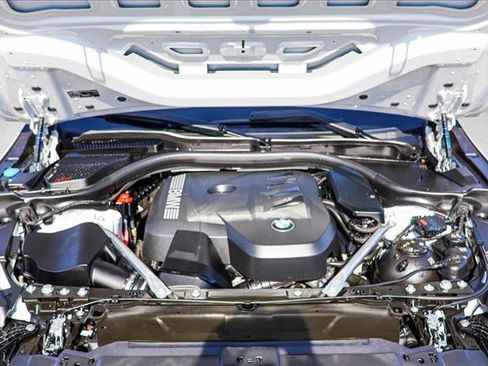 Used 2026 BMW 530i xDrive AWD/4WD image 28