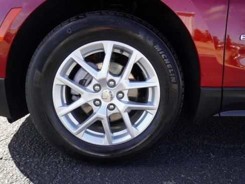 Used 2024 Chevrolet Equinox LT w/ LPO, Floor Liner Package image 37