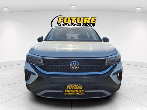 Used 2024 Volkswagen Taos S FWD image 2