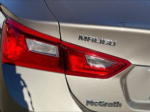 Used 2024 Chevrolet Malibu LT image 21