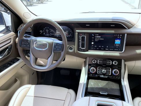 Used 2022 GMC Yukon Denali w/ Max Trailering Package AWD/4WD image 14