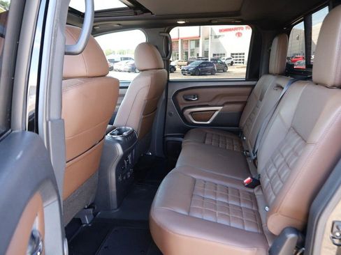 Used 2023 Nissan Titan Platinum Reserve w/ Moonroof Package AWD/4WD image 9