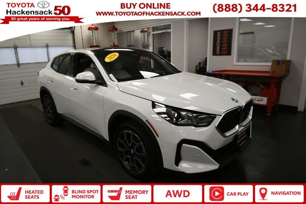 Used 2026 BMW X2 xDrive28i AWD/4WD image 1